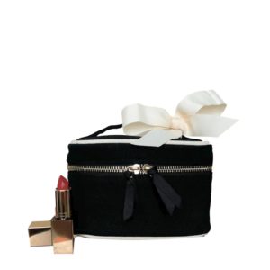 Eine süsse kleine Box "Black Beauty" als Geschenk für stilvolle Frauen ideal - personalisierbar!